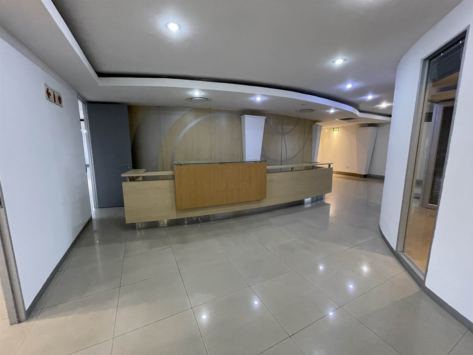 677  m² Commercial space in Rosebank photo number 1