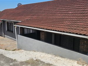 5 Bed House in Chatsworth Central