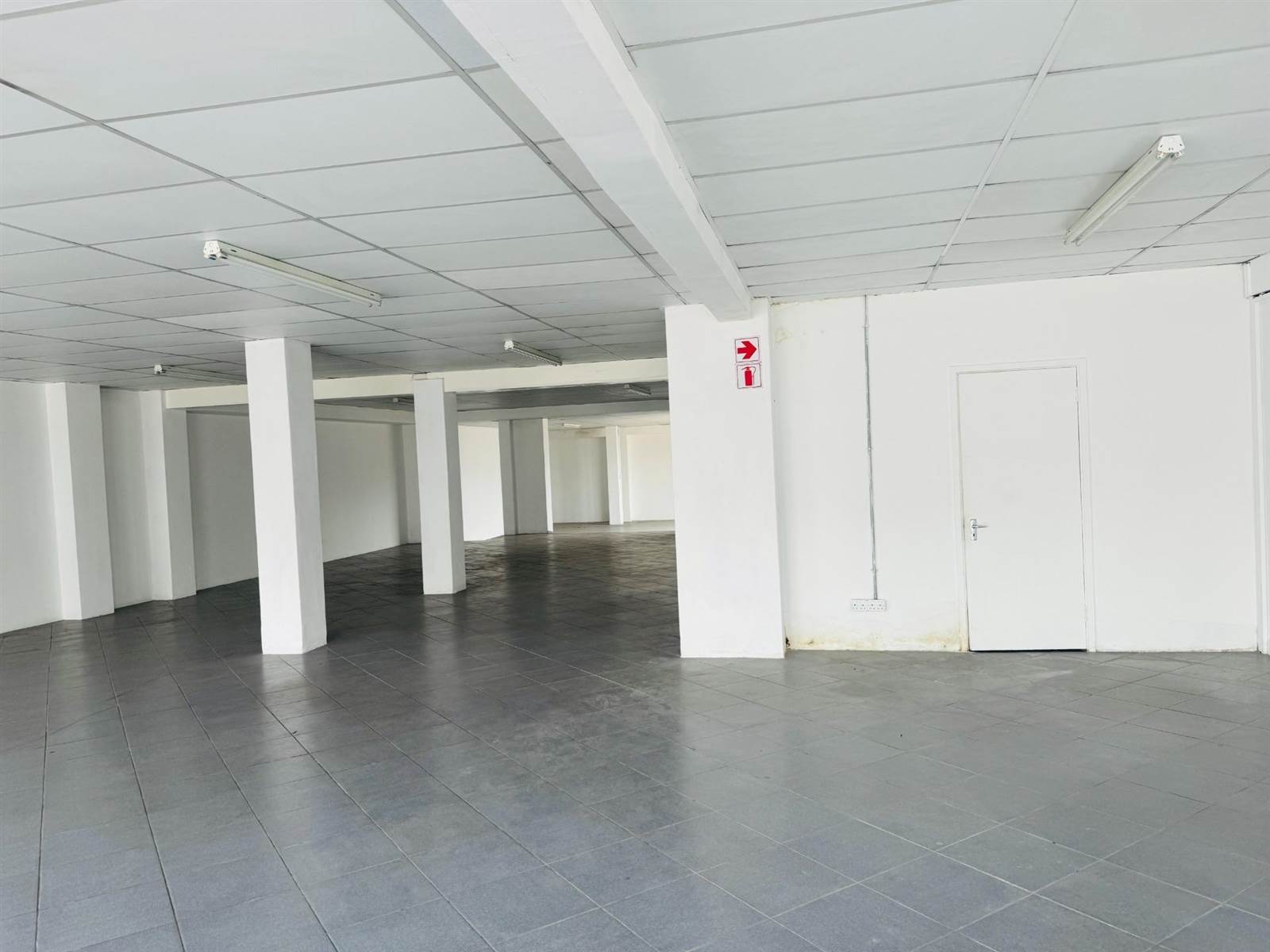 294  m² Commercial space in Pinetown Central photo number 7