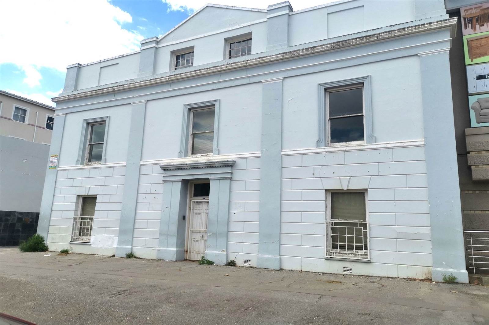 385  m² Commercial space in Grahamstown Central photo number 1