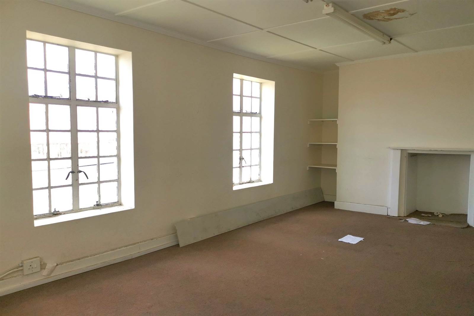 385  m² Commercial space in Grahamstown Central photo number 5