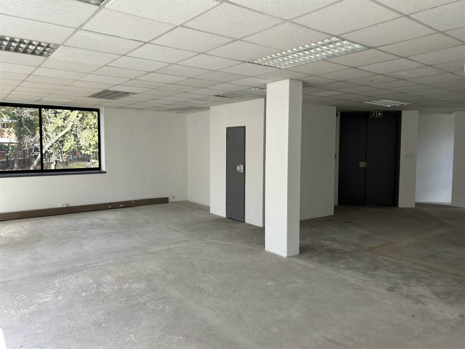 411  m² Commercial space in Woodmead photo number 3