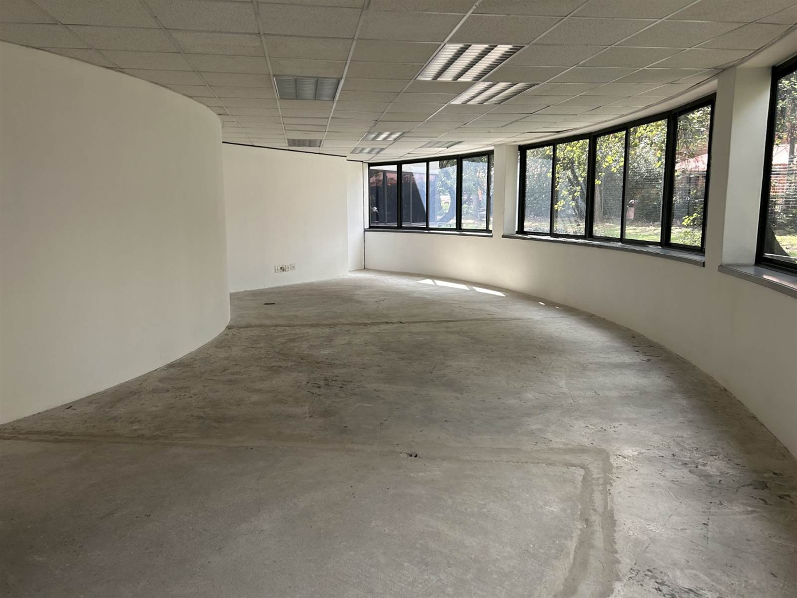411  m² Commercial space in Woodmead photo number 6
