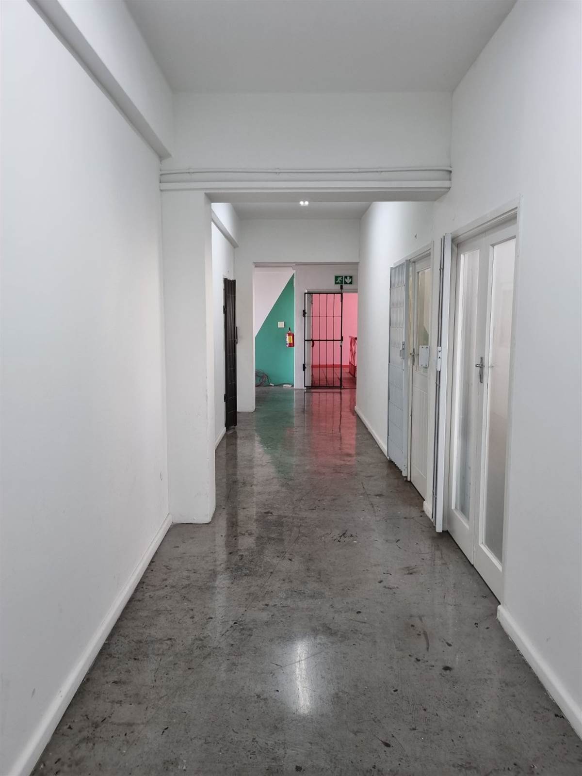 40  m² Commercial space in Woodstock photo number 5
