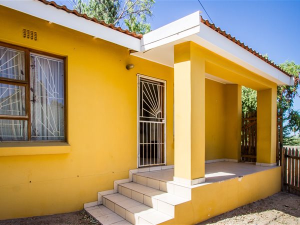 3 Bedroom House 3 Bedroom House
