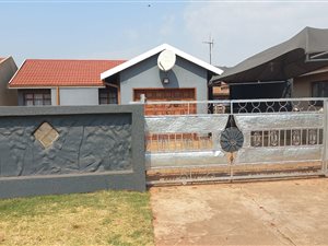 3 Bed House in Sebokeng Zone 14