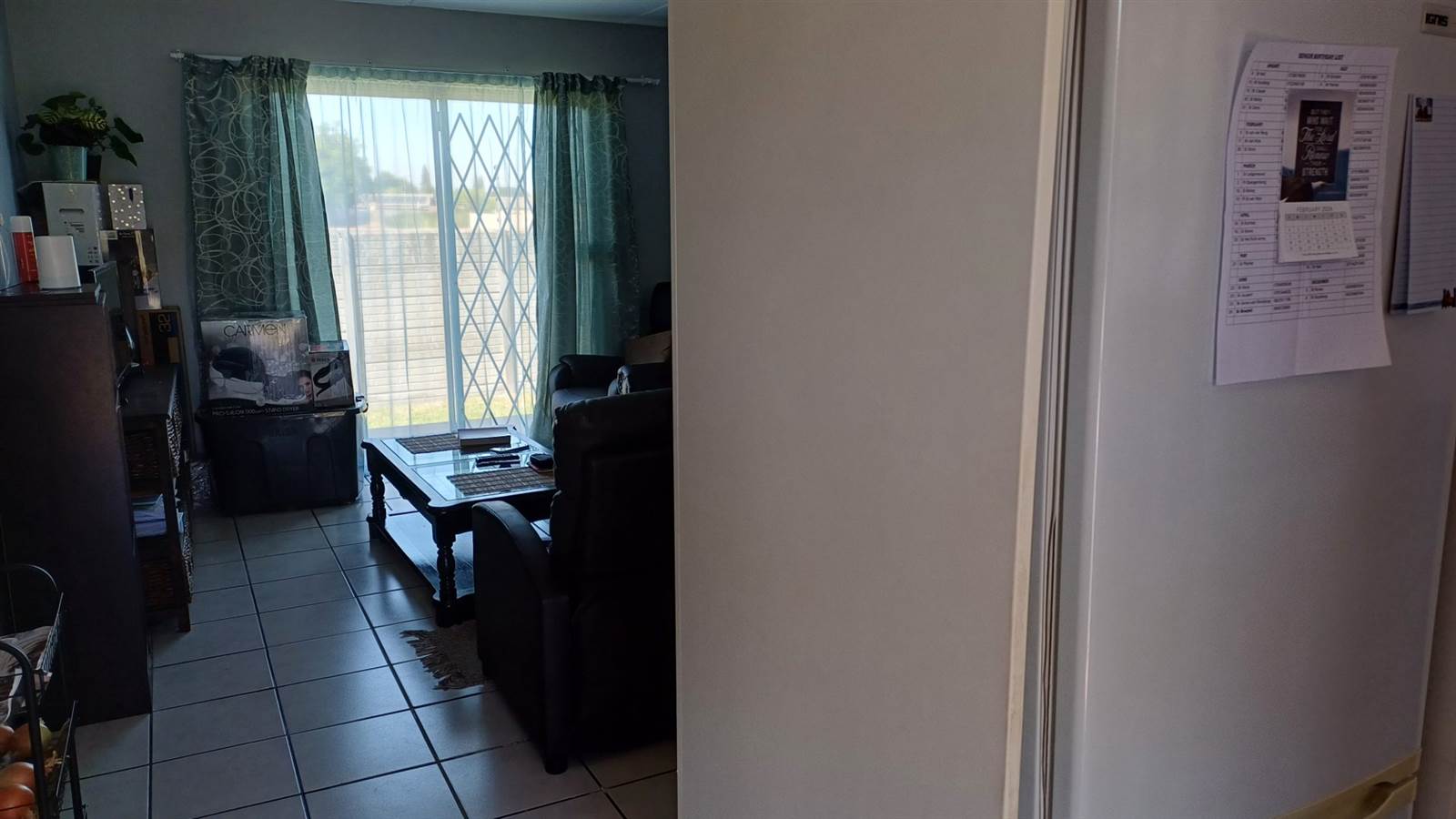 2 Bed Apartment in Vredekloof East photo number 8