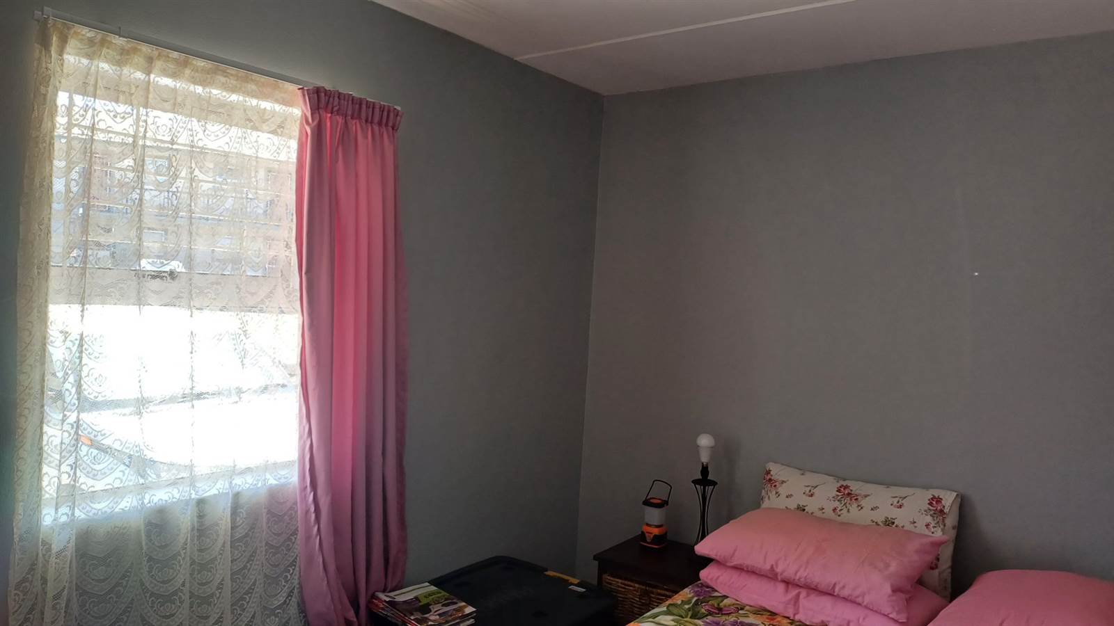 2 Bed Apartment in Vredekloof East photo number 14
