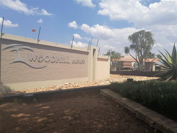 1.4 ha Land available in Tweefontein