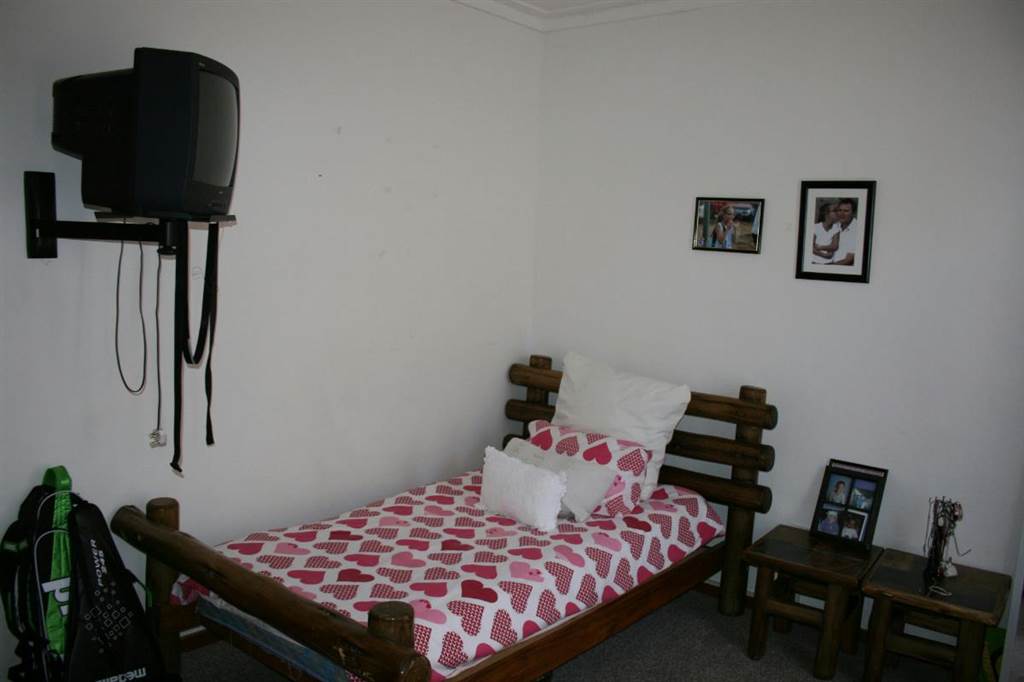 4 Bed House in Springbok photo number 18