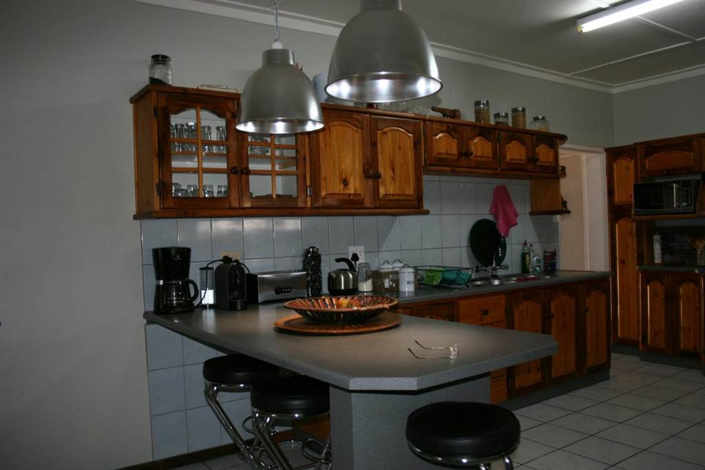 4 Bed House in Springbok photo number 12