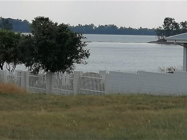 1115 m² Land available in Vaal Marina