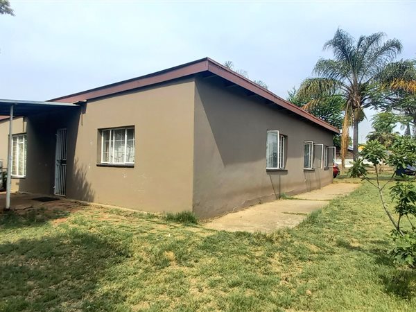 6 Bed House in Pretoria North