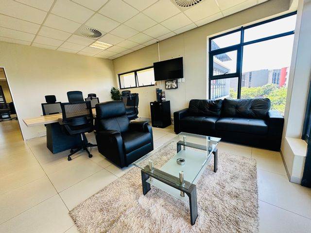 138  m² Commercial space in Umhlanga Ridge photo number 3