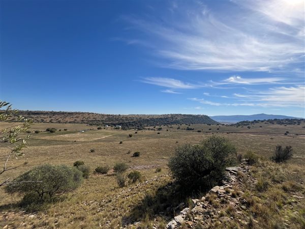 213.8 ha Farm 213.8 ha Farm