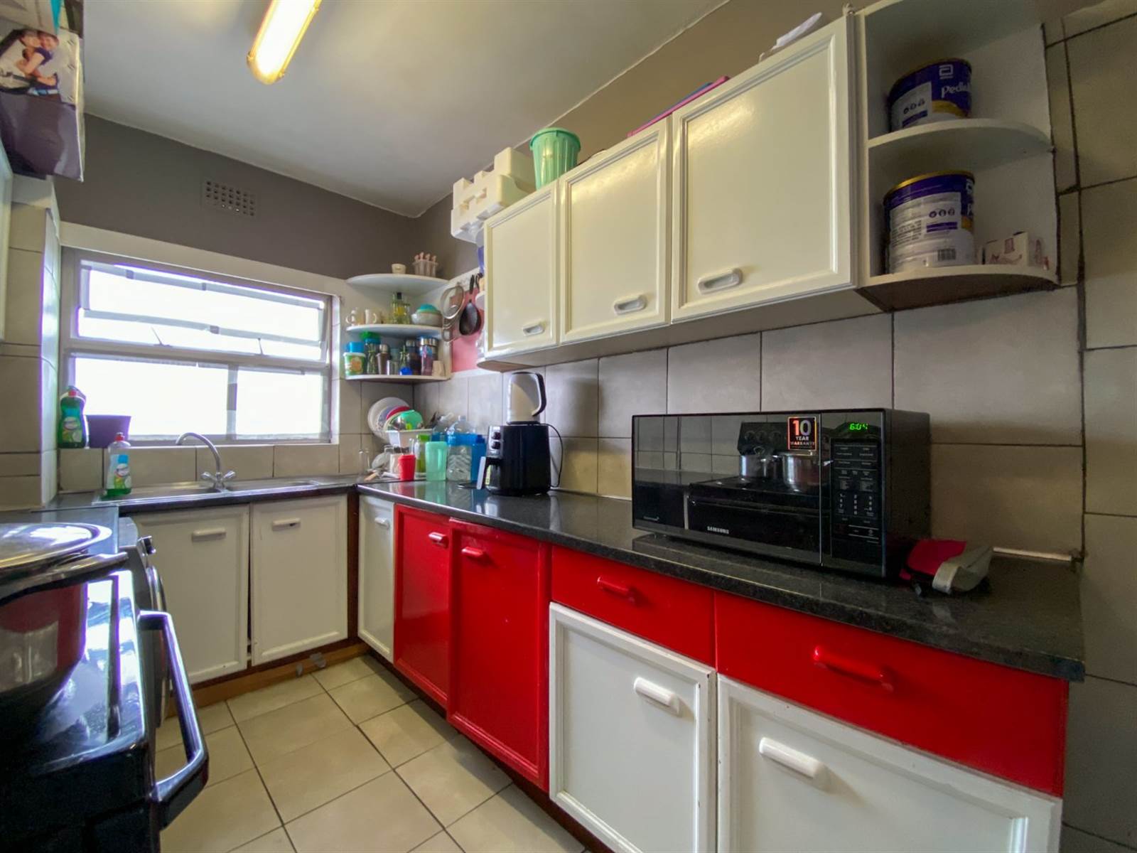 2 Bed Apartment in Vredehoek photo number 17