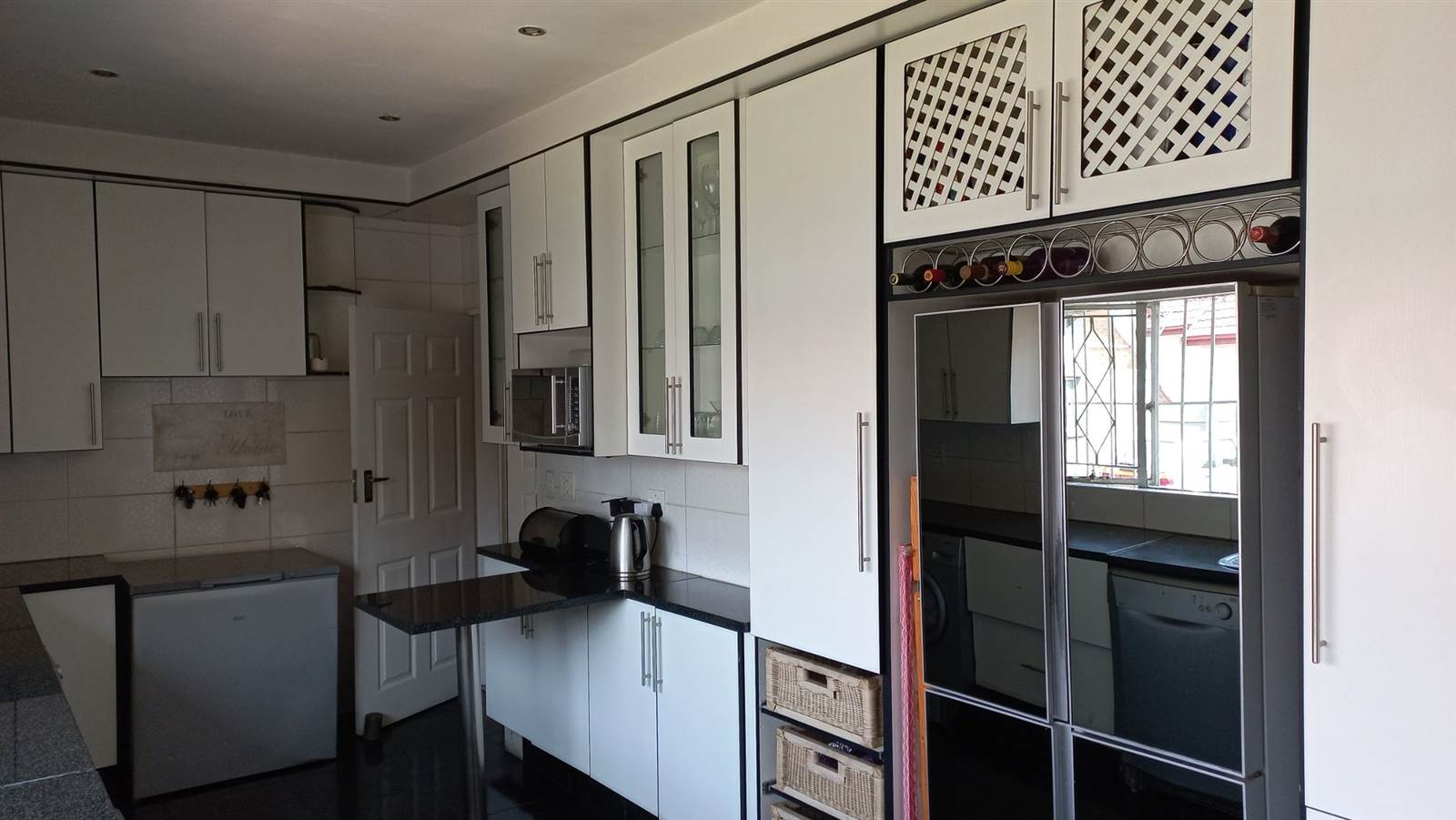3 Bed House in Reiger Park photo number 18
