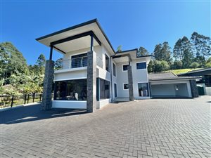 4 Bed House in Chase Valley Heights