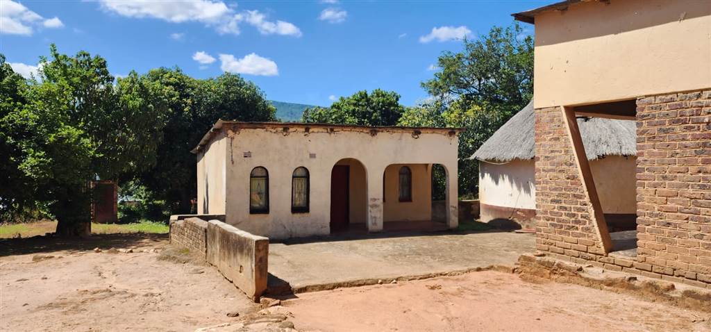 4 Bed House in Tzaneen photo number 6