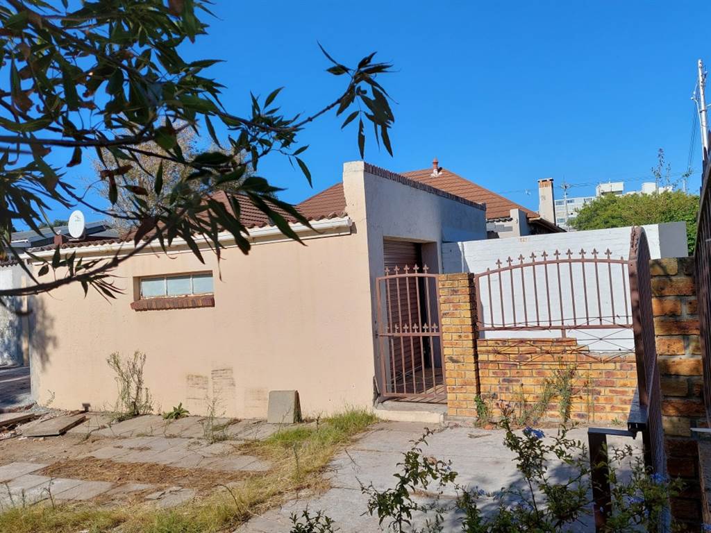 353 m² Land available in Strand South photo number 8