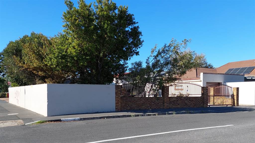 353 m² Land available in Strand South photo number 3