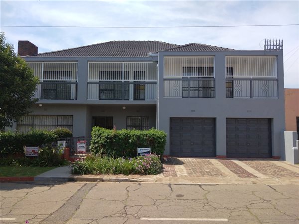 6 Bed House in Actonville