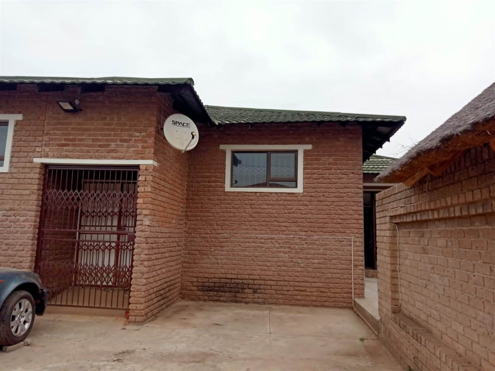 3 Bed House in Rustenburg Rural photo number 16
