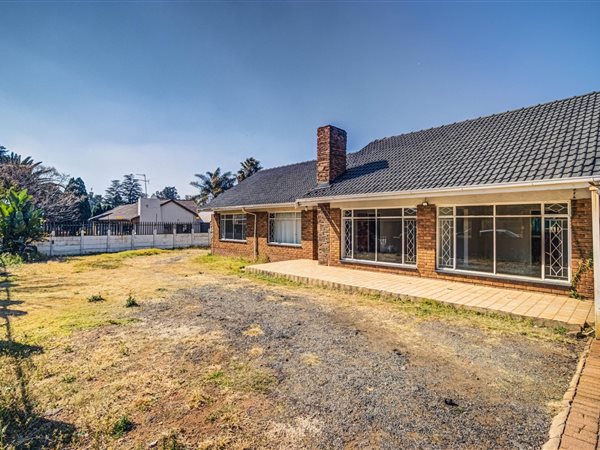 3 Bedroom House 3 Bedroom House