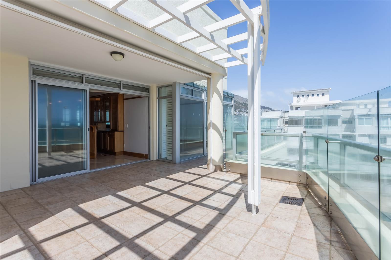 3 Bed Penthouse in Sea Point photo number 24