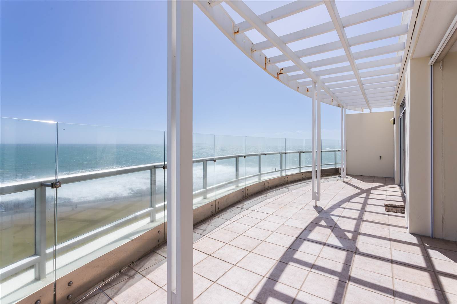 3 Bed Penthouse in Sea Point photo number 26