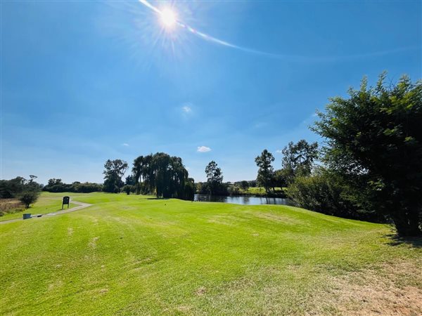 806 m² Land available in Parys Golf Estate
