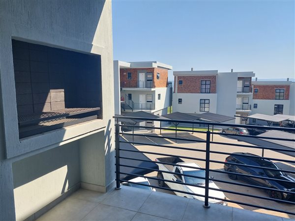 1 Bedroom Flat 1 Bedroom Flat