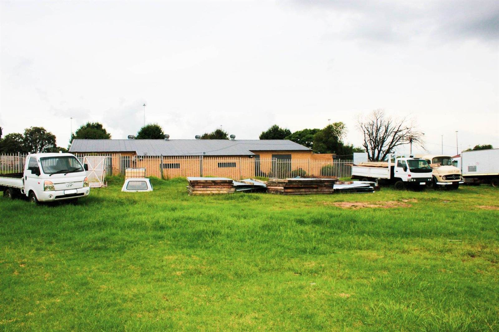 4500 m² Land available in Elandsfontein AH photo number 1