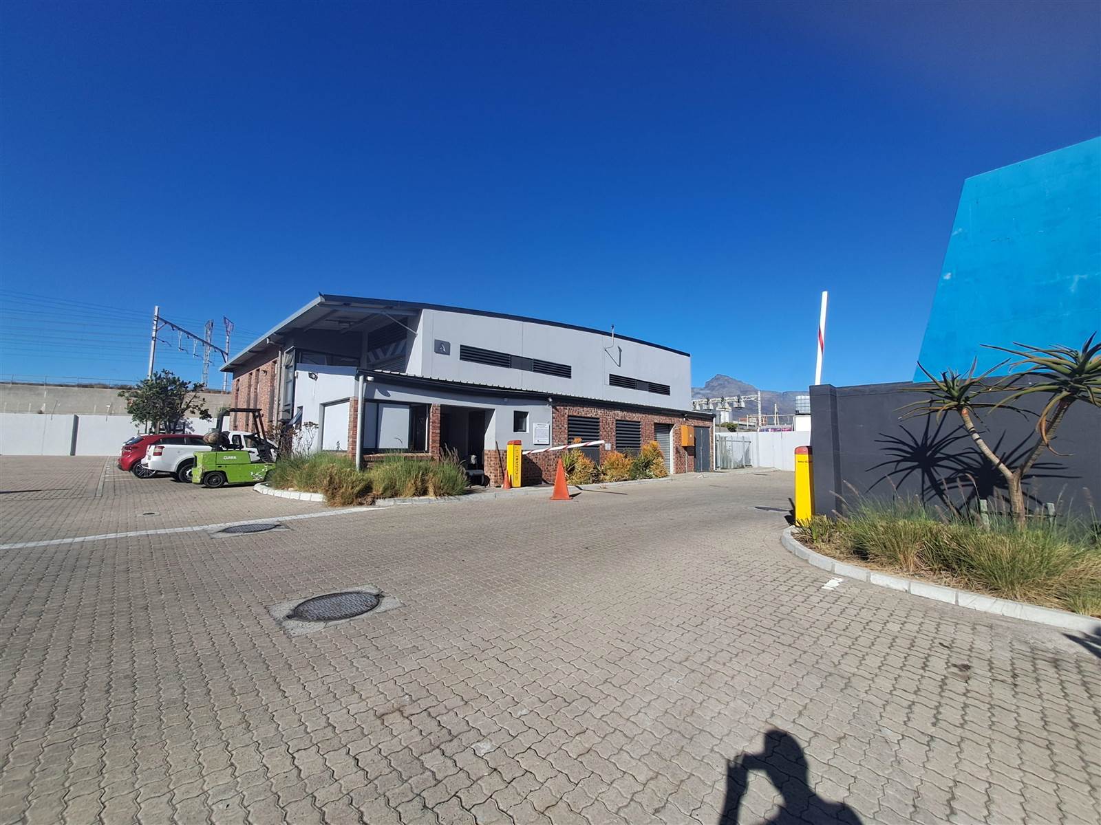433  m² Industrial space in Maitland photo number 2