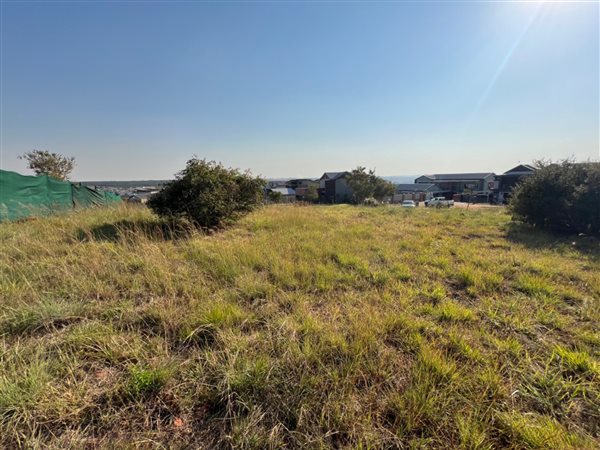 936 m² Land