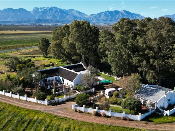 8 444 m² Farm