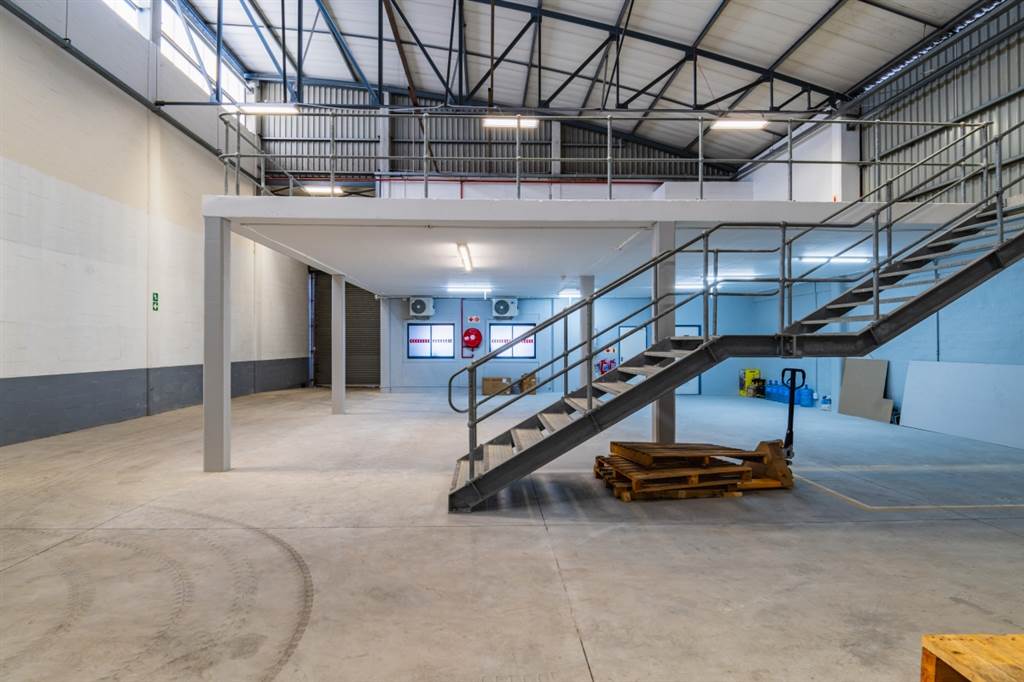 546  m² Industrial space in Blue Downs photo number 8