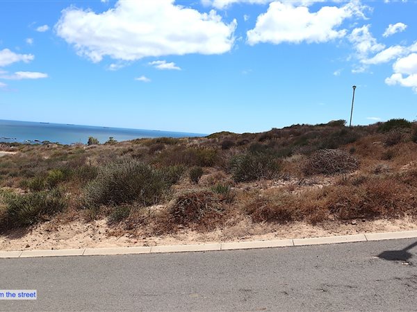 289 m² Land available in St Helena Bay