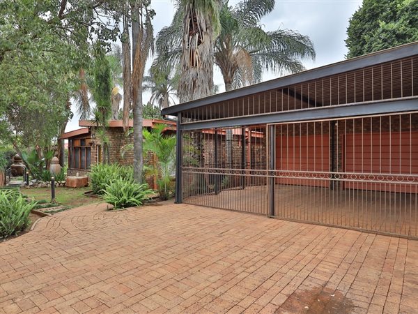 4 Bed House in Pretoria Gardens