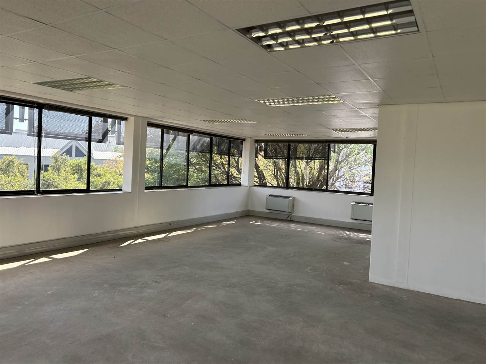 395  m² Commercial space in Woodmead photo number 11