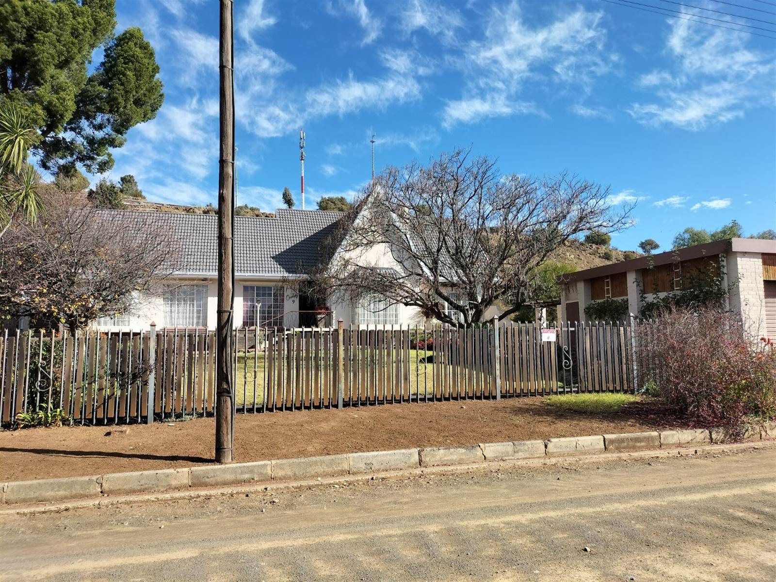 3 Bed House in Trompsburg photo number 1