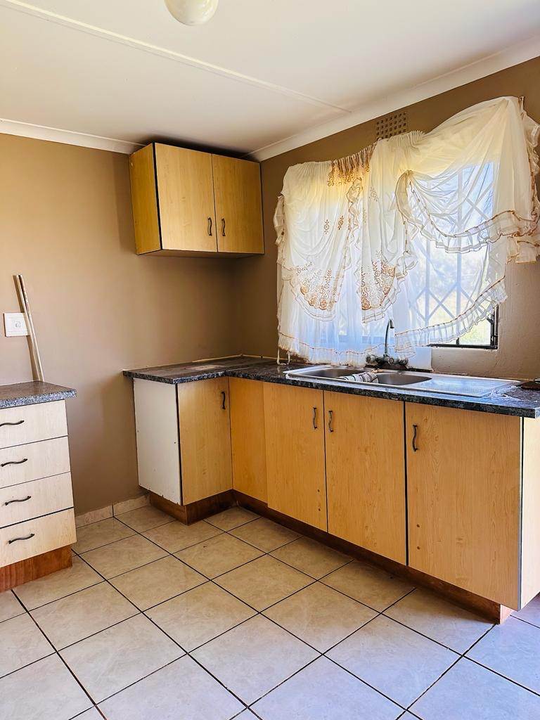 2 Bed House in Empangeni photo number 7