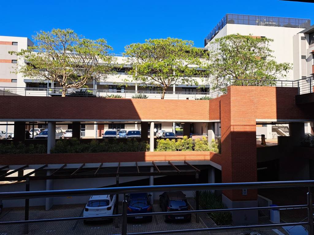 256  m² Office Space in Umhlanga Ridge photo number 4
