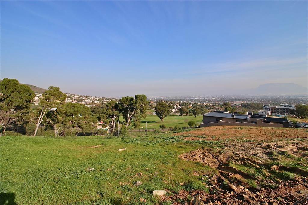 995 m² Land available in Baronetcy Estate photo number 6