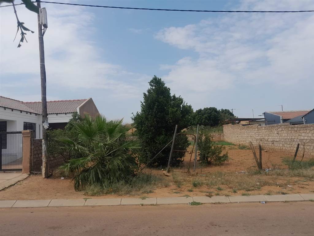 500 m² Land available in Soshanguve photo number 11