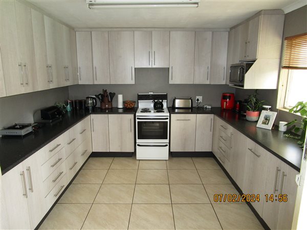 3 Bed House in Meadowbrook