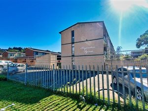 2 Bed Apartment in Fields Hill