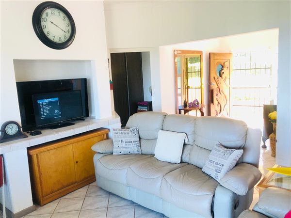 3 Bedroom House 3 Bedroom House
