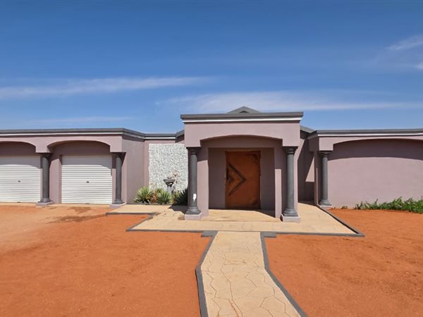 3 Bedroom House 3 Bedroom House