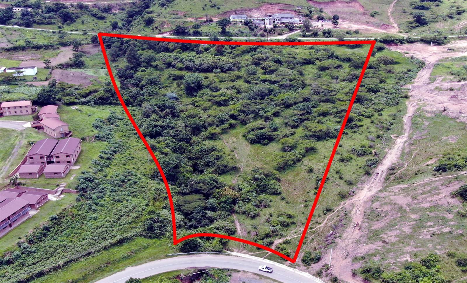 4.4 ha Land available in Cliffdale photo number 3